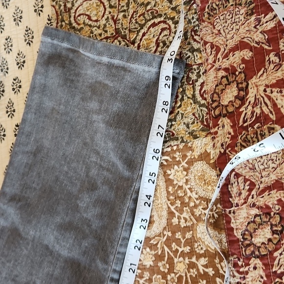 COPY - Gloria Vanderbilt jeans - Picture 6 of 9